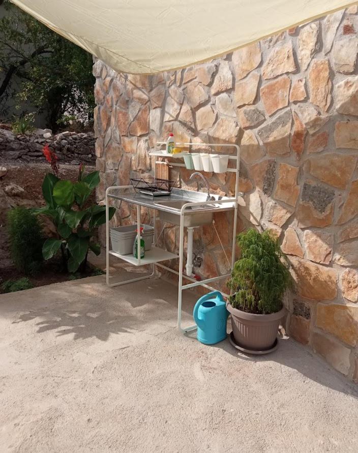 Mini Kamp Perla Hotel Prvic Luka Exterior photo